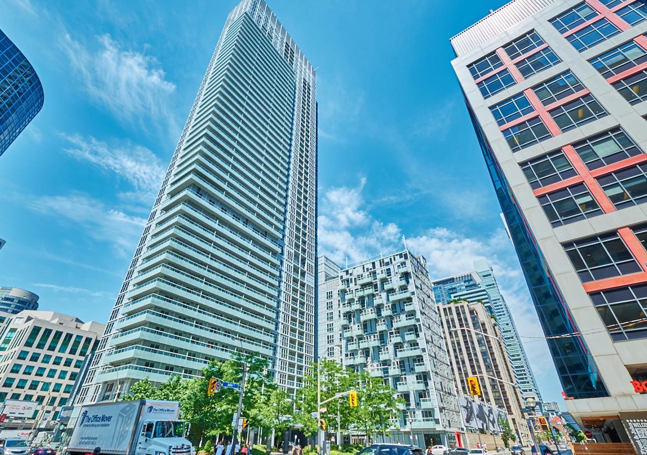 Diamond Suite Toronto Esterno foto